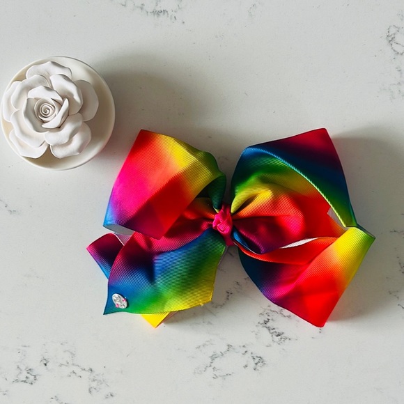 JoJo Siwa Rainbow Bow Clip - Picture 2 of 10